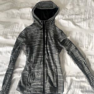 Lulu lemon zip up. In perfect condition. Worn once.